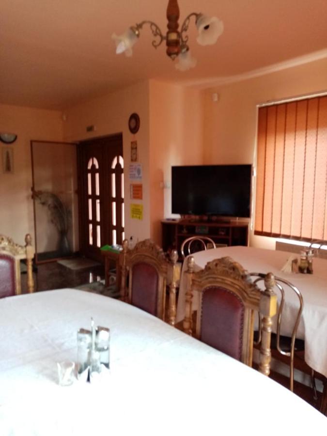 Hotel Pensiunea Oana Balc Esterno foto